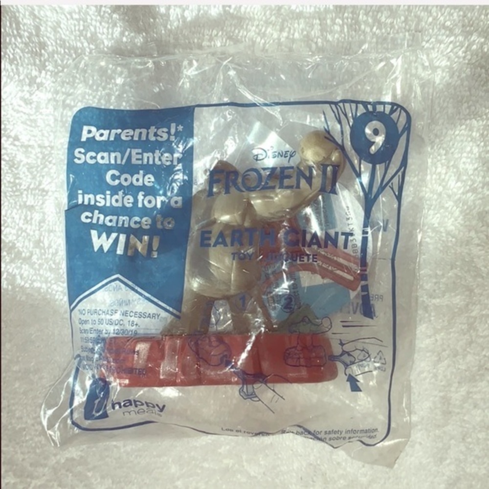 ❄️ Frozen II Earth Giant #9 Happy Meal Toy ❄️